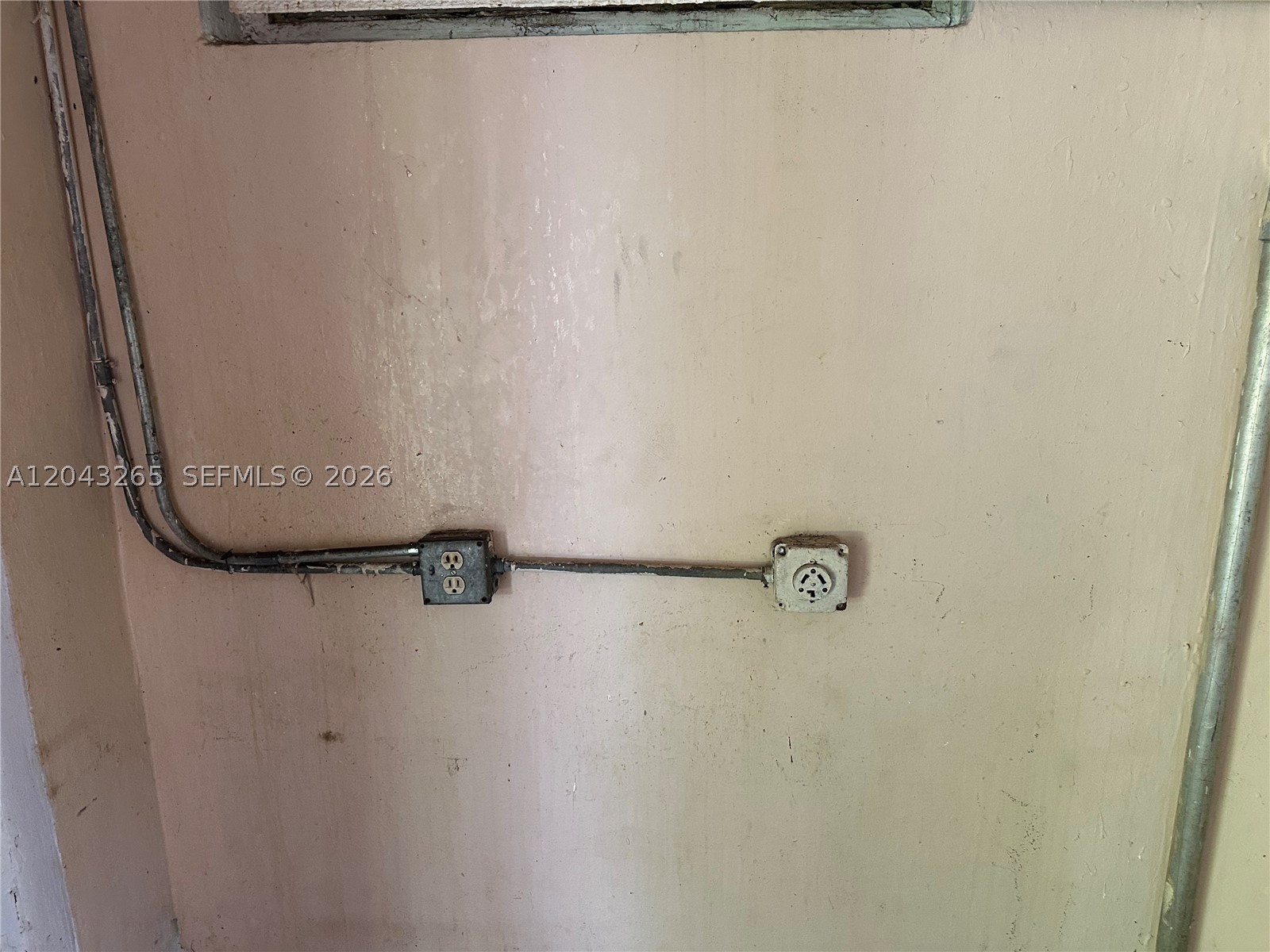 A12043265 Property Photo 20