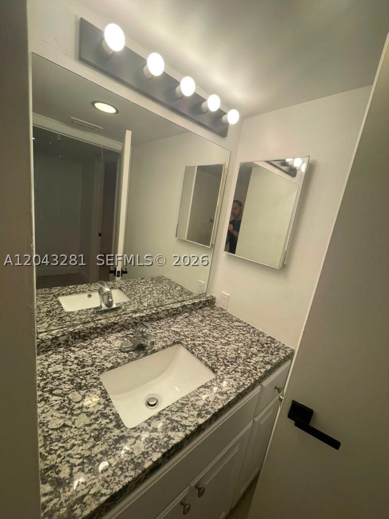 4341 W Mcnab Rd 21 Property Photo 7
