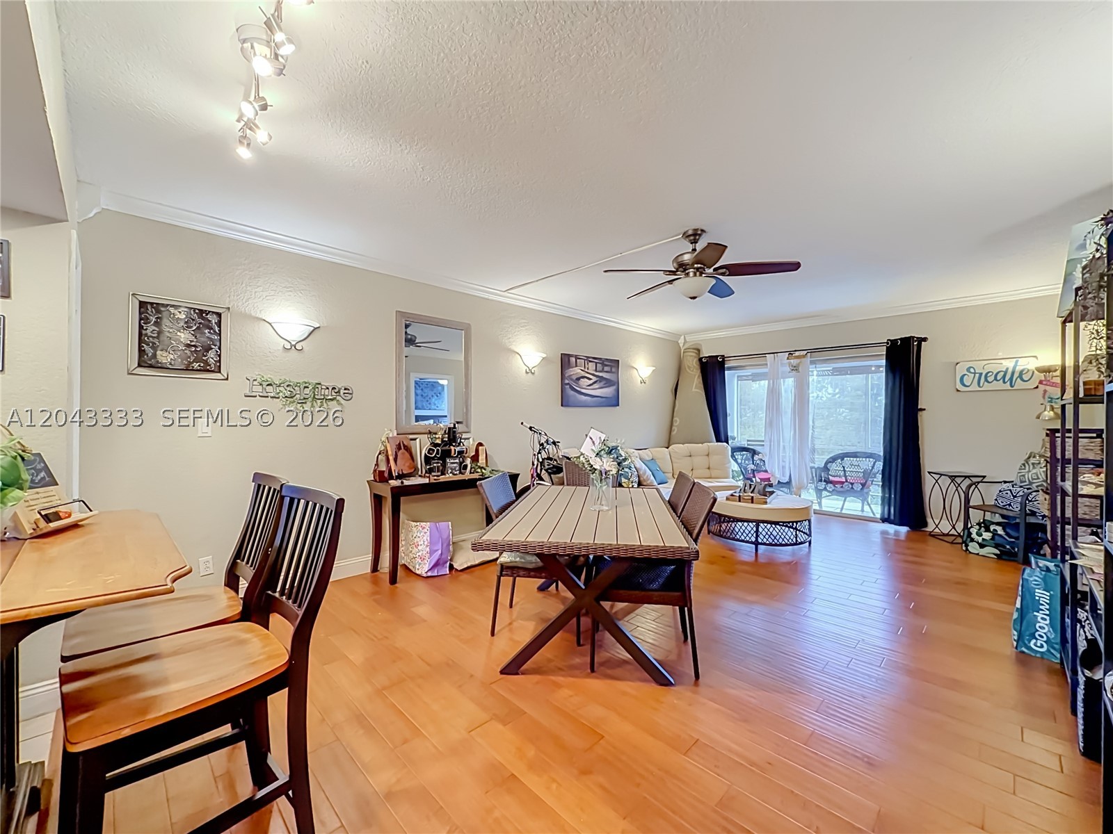 1400 Ne 57th Ct 207 Property Photo 11