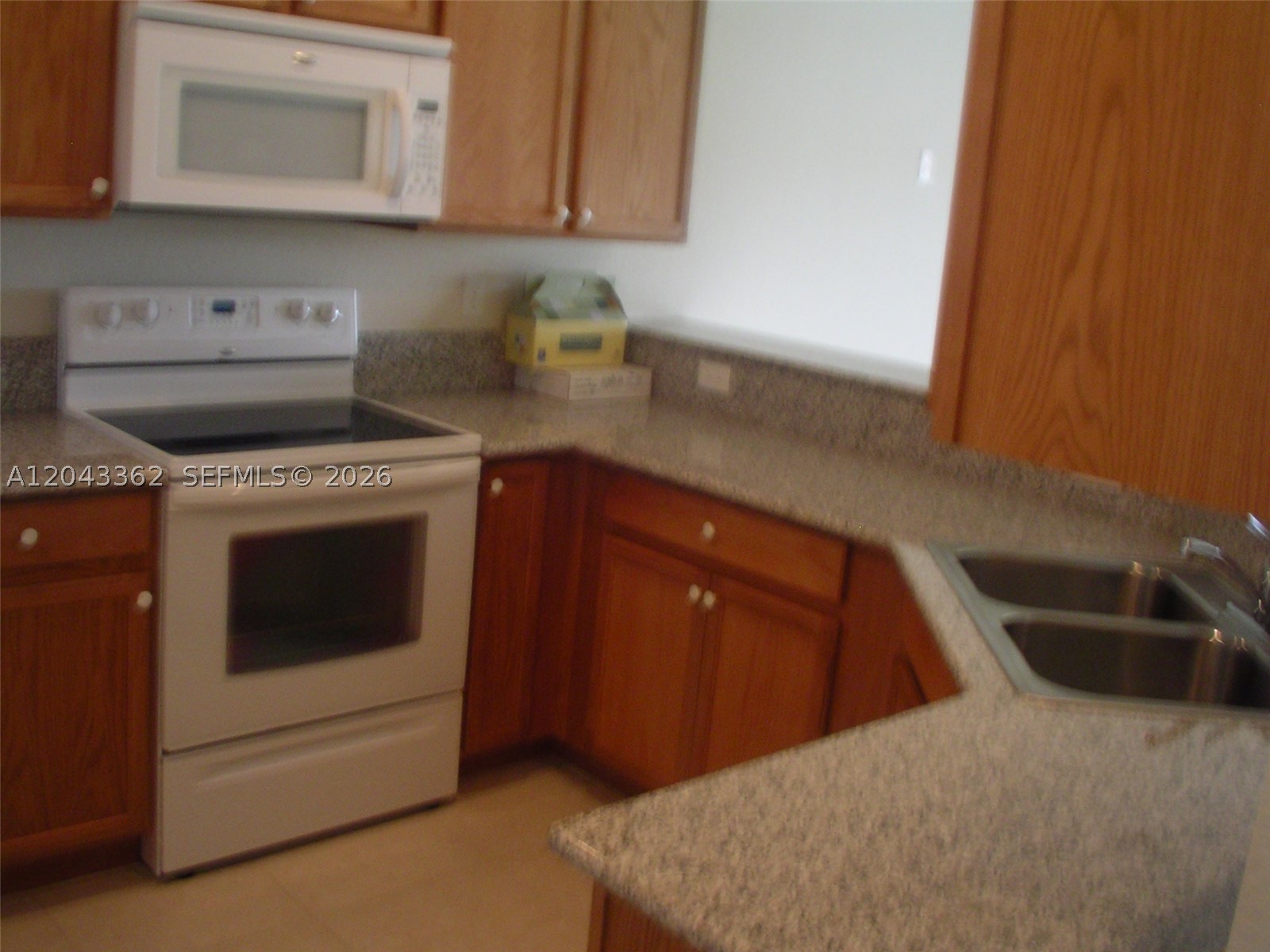 9247 Chambers St Property Photo 6