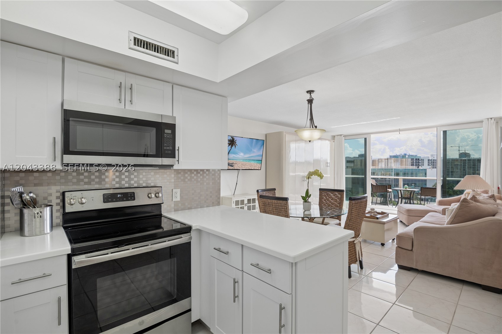 3505 S Ocean Dr 604 Property Photo 9