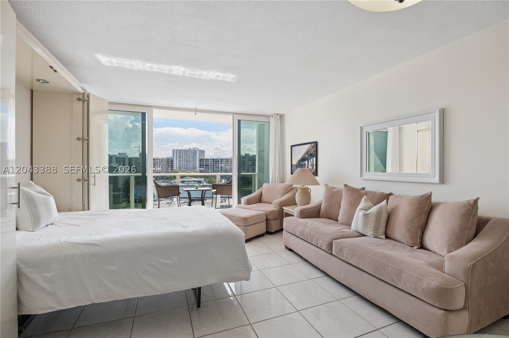 3505 S Ocean Dr 604 Property Photo 11