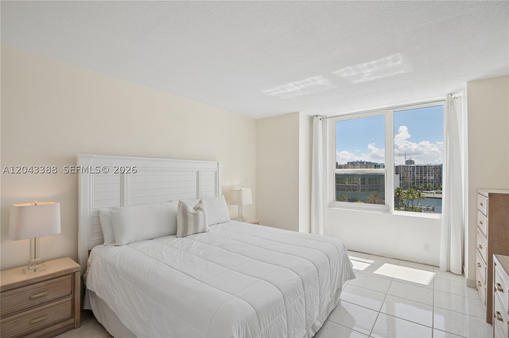3505 S Ocean Dr 604 Property Photo 12