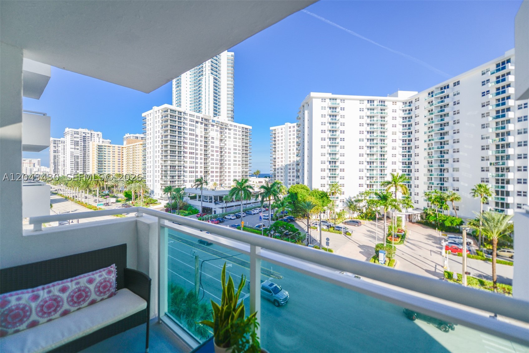 3000 S Ocean Dr 514 Property Photo 18