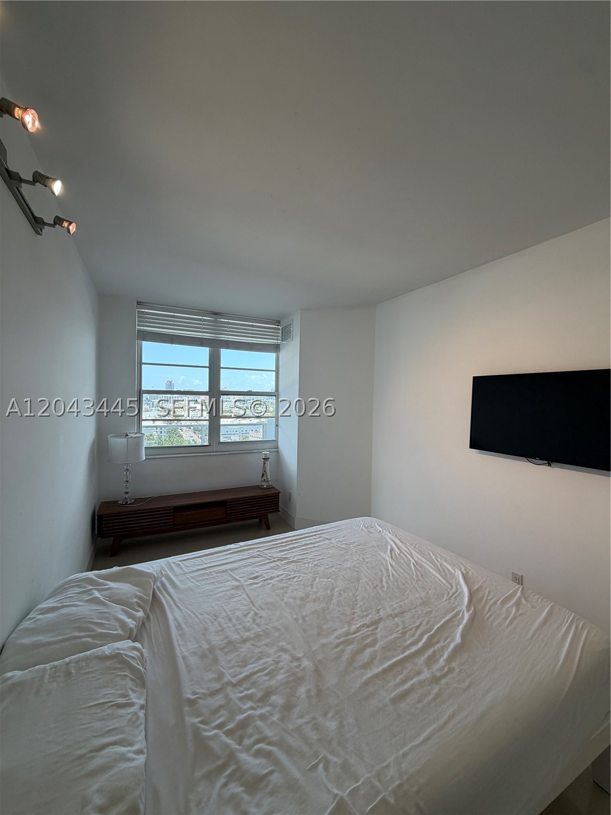 100 Lincoln Rd 1507 Property Photo 7