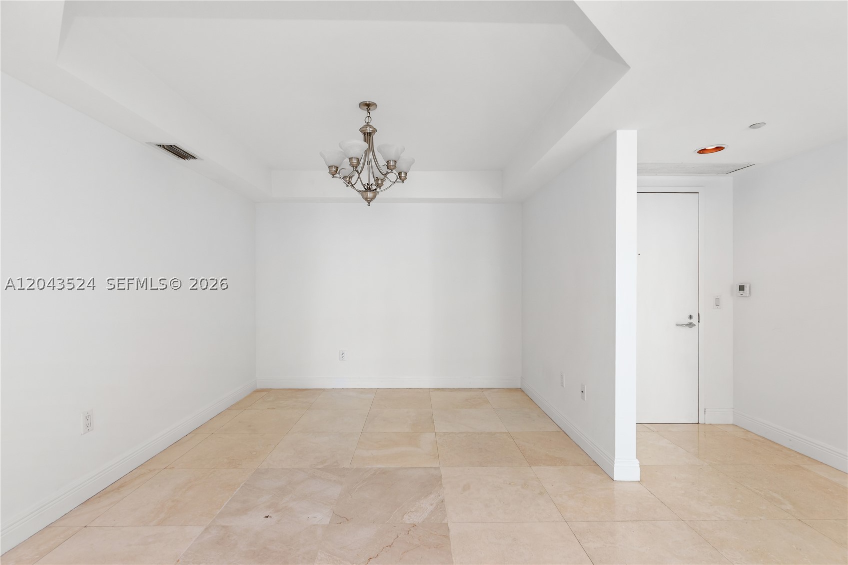 16400 Collins Ave 942 Property Photo 14