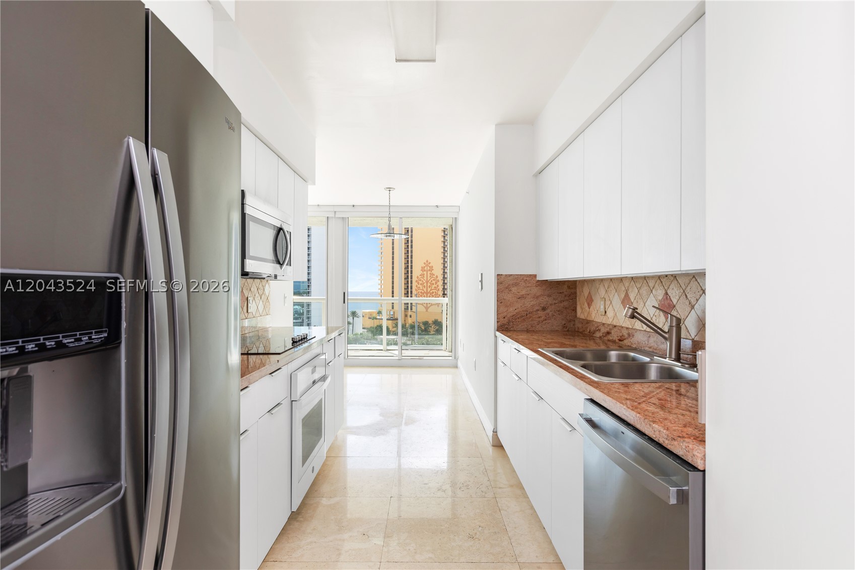 16400 Collins Ave 942 Property Photo 16