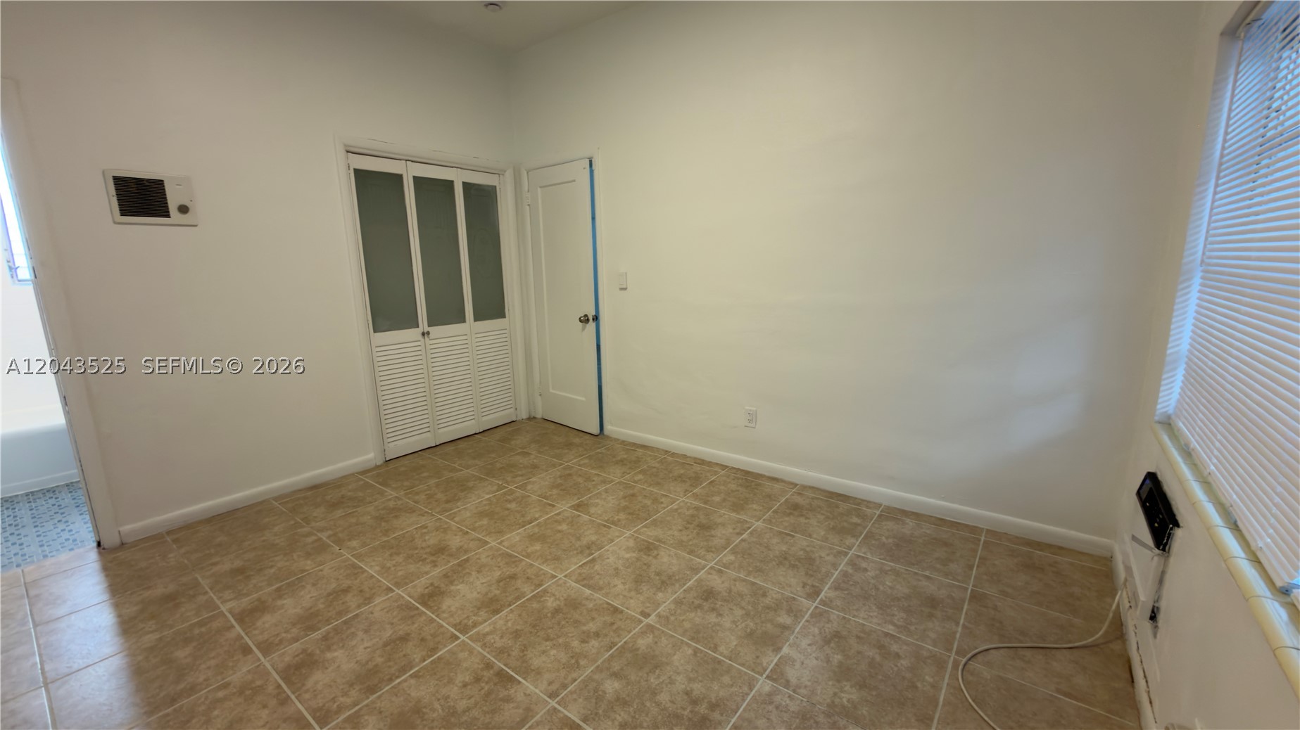 808 84th St 812 Property Photo 12