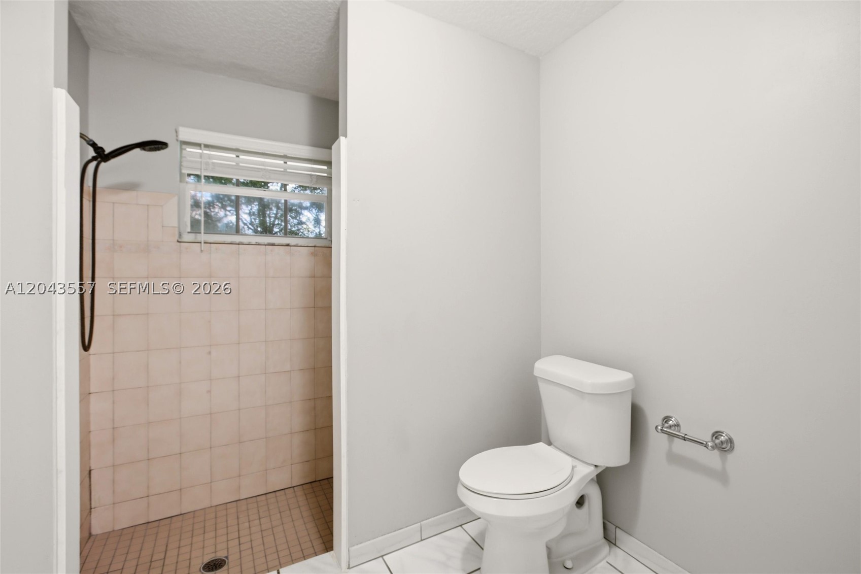 14727 N 94th St N Property Photo 28