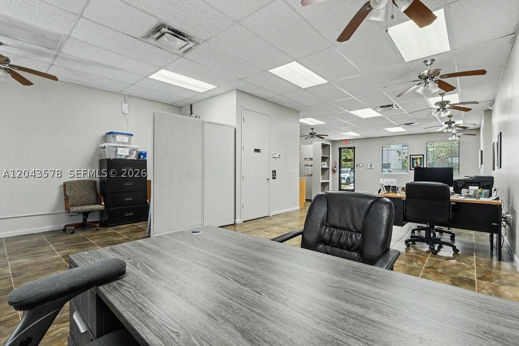 10600 Griffin Rd A-105 Property Photo 13