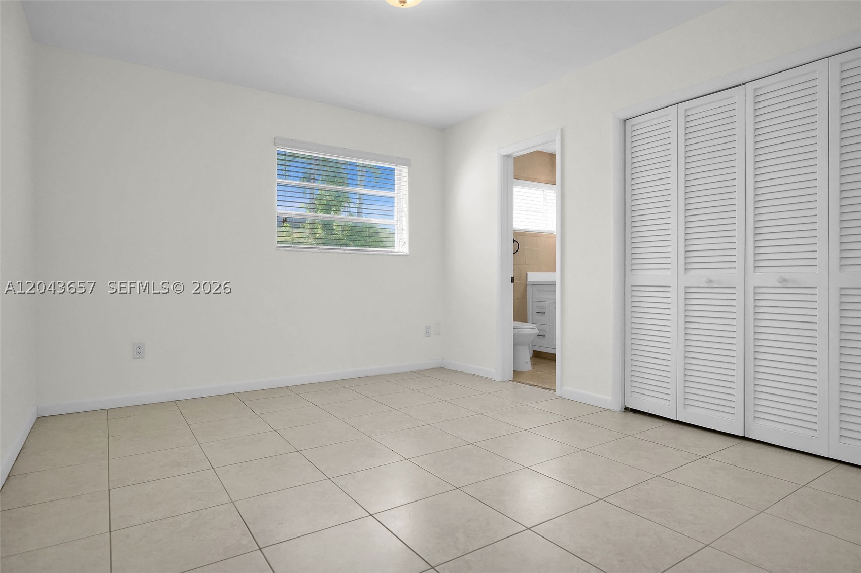 14375 Lake Candlewood Ct Property Photo 16