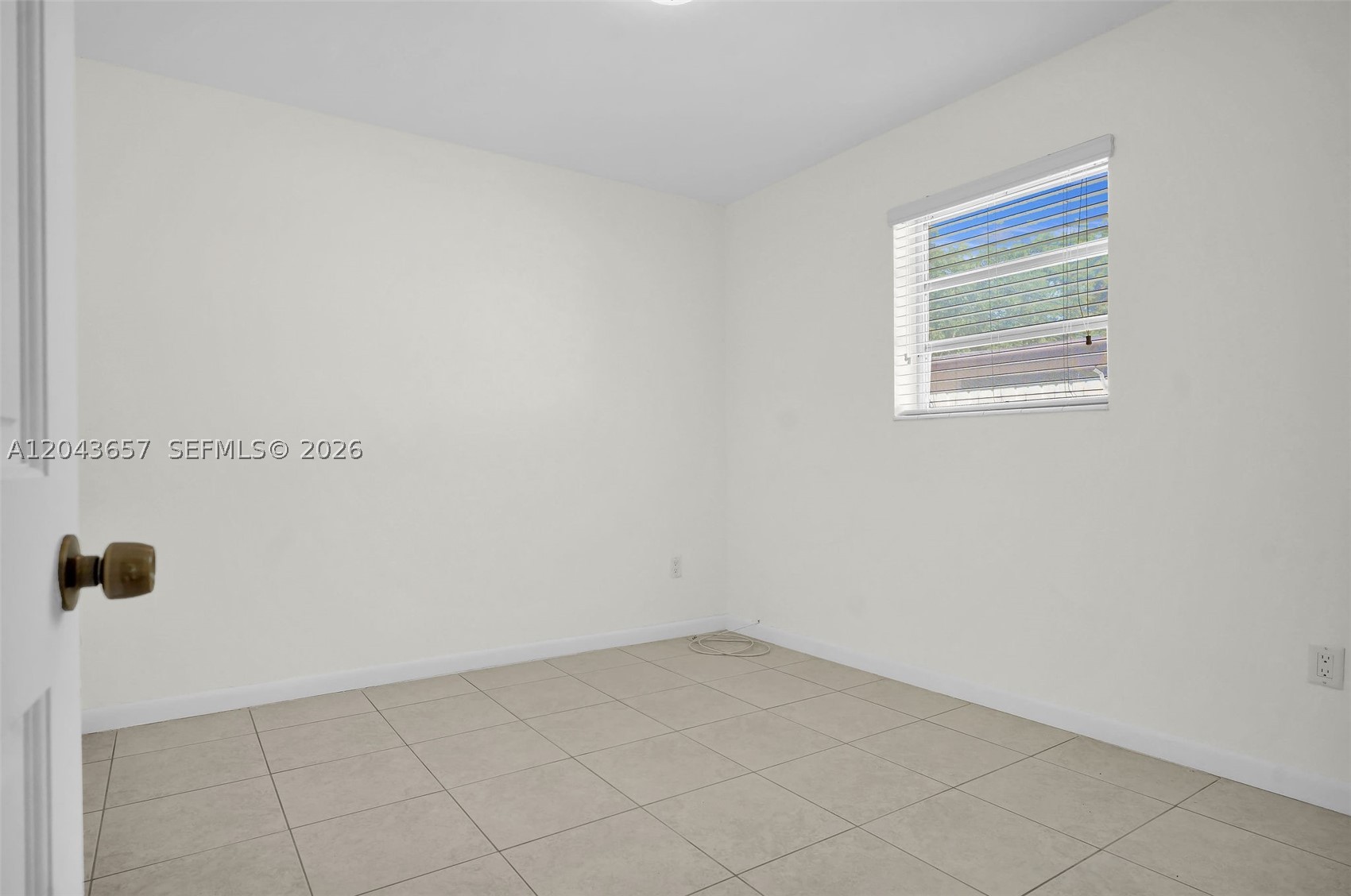 14375 Lake Candlewood Ct Property Photo 21