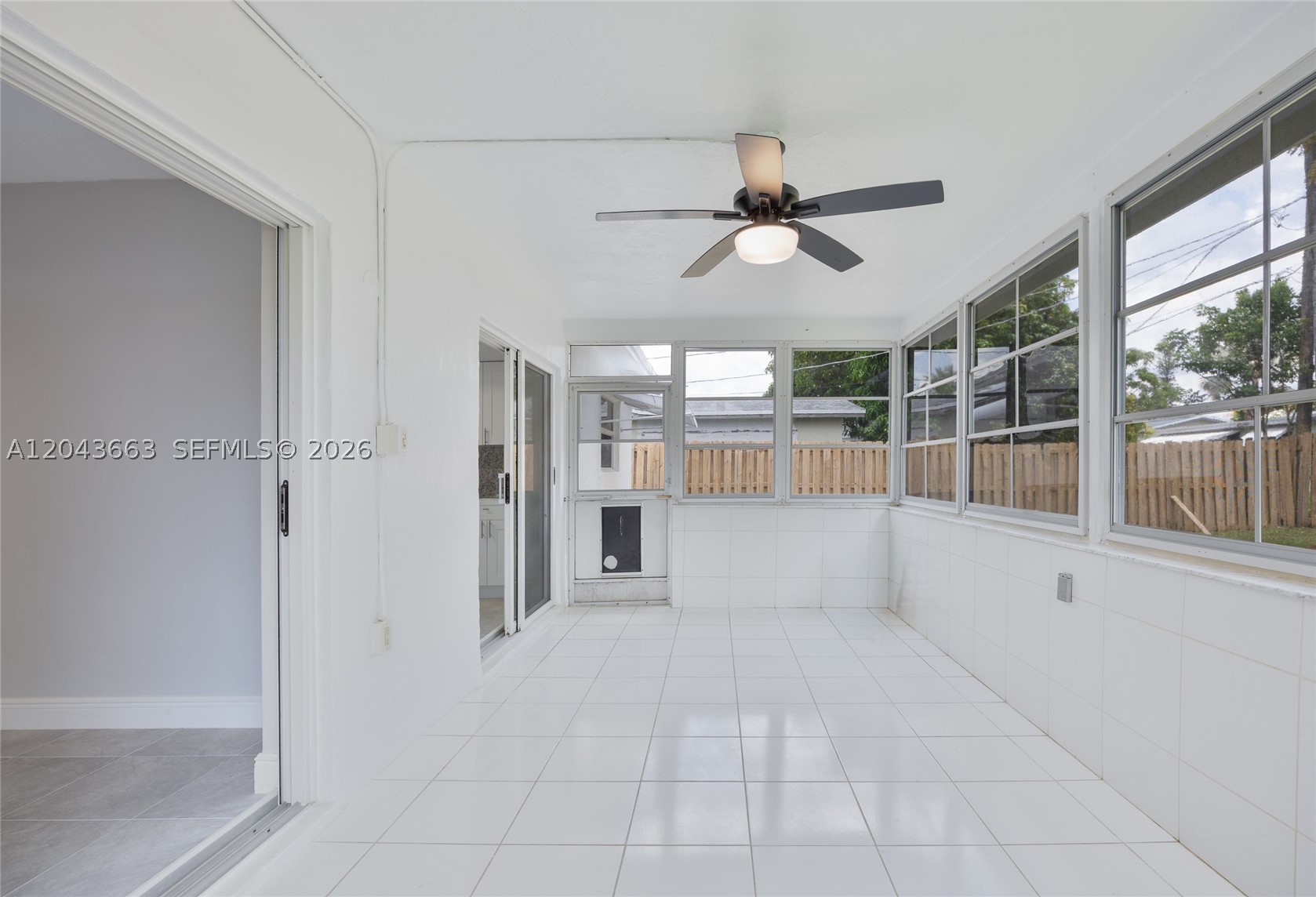 8571 Nw 27th Pl Property Photo 12