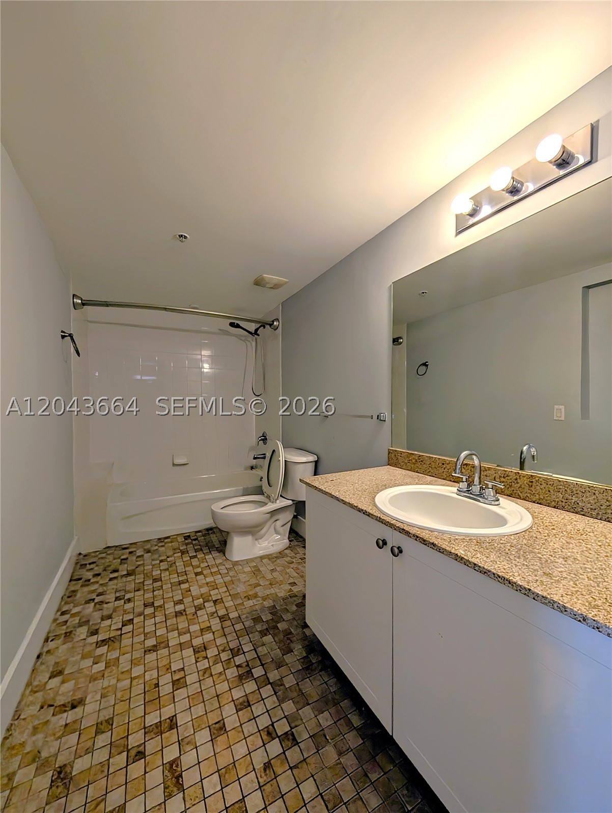 60 Nw 37th Ave 605 Property Photo 12