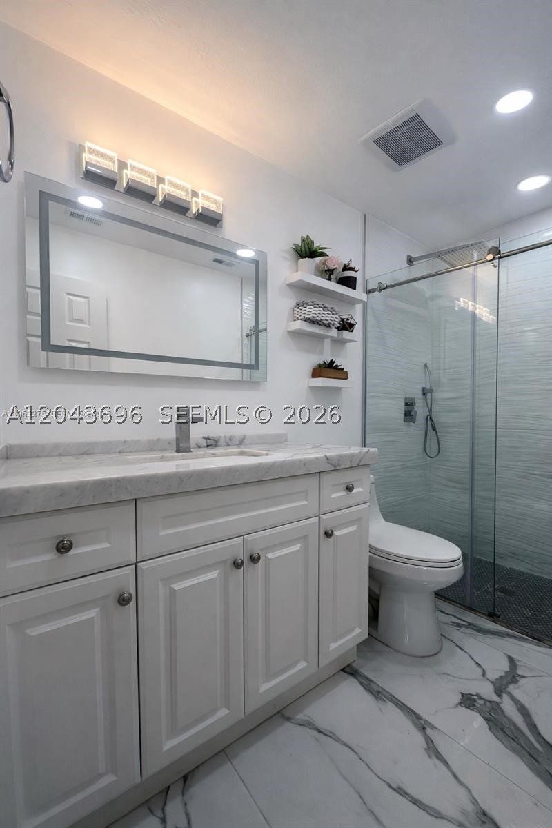 6012 NW 172nd Terr Cir Property Photo 1
