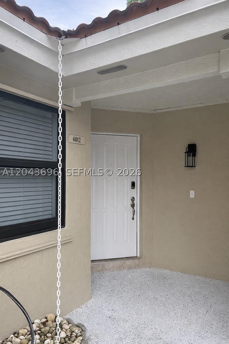 6012 Nw 172nd Terr Cir Property Photo 3