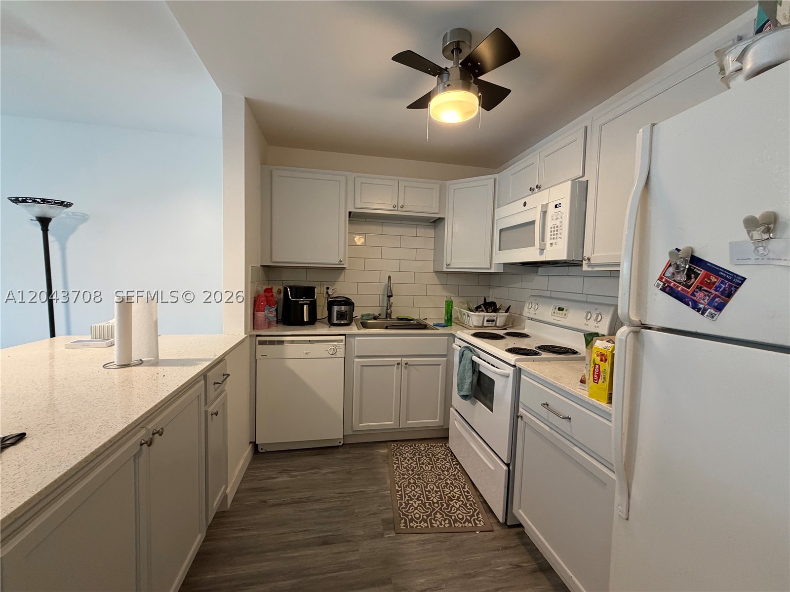 4174 Inverrary Dr 408 Property Photo 1