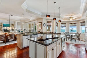 104 Coastal Dr Property Photo 5
