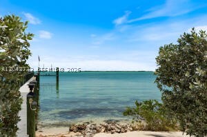 104 Coastal Dr Property Photo 14