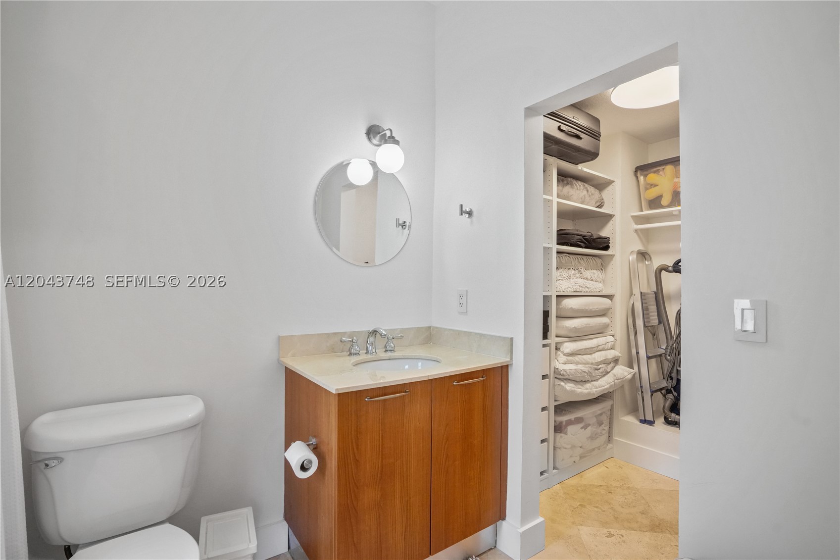 1043 Sw 9th Ct F-1 Property Photo 33