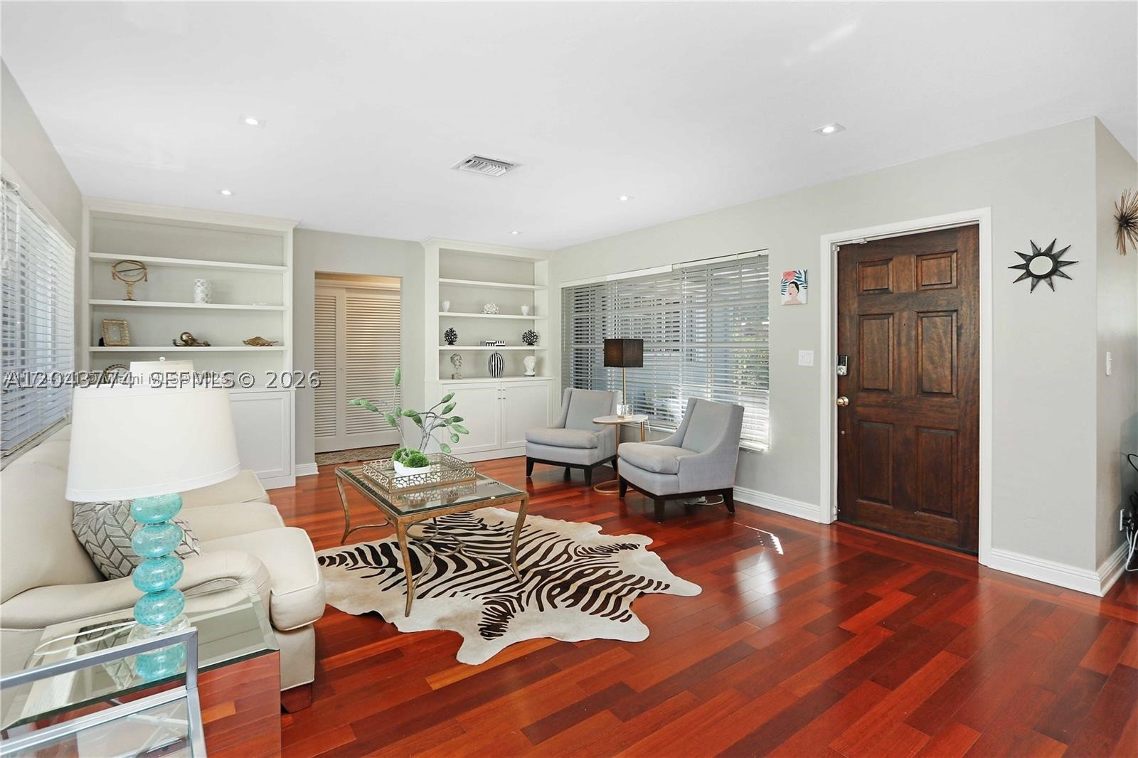 1147 Buchanan St Property Photo 8
