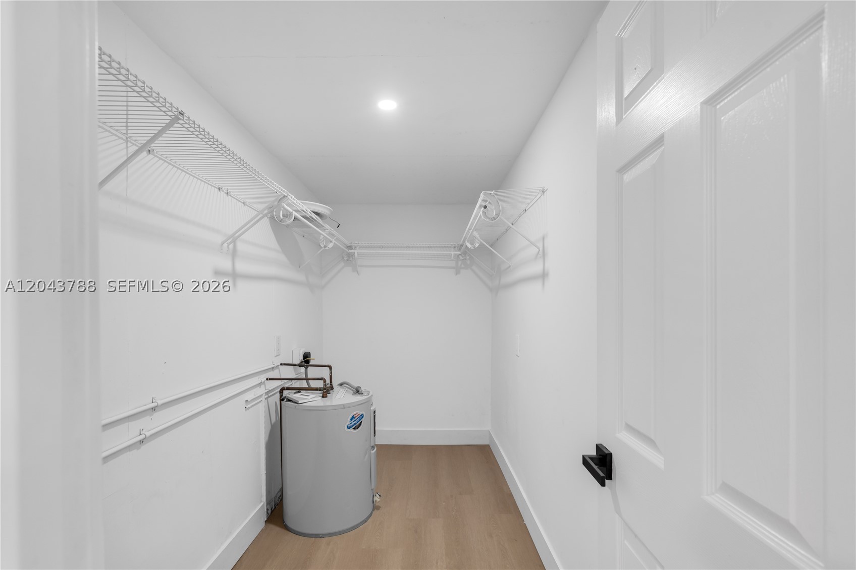 1320 N Andrews Ave 0 Property Photo 17