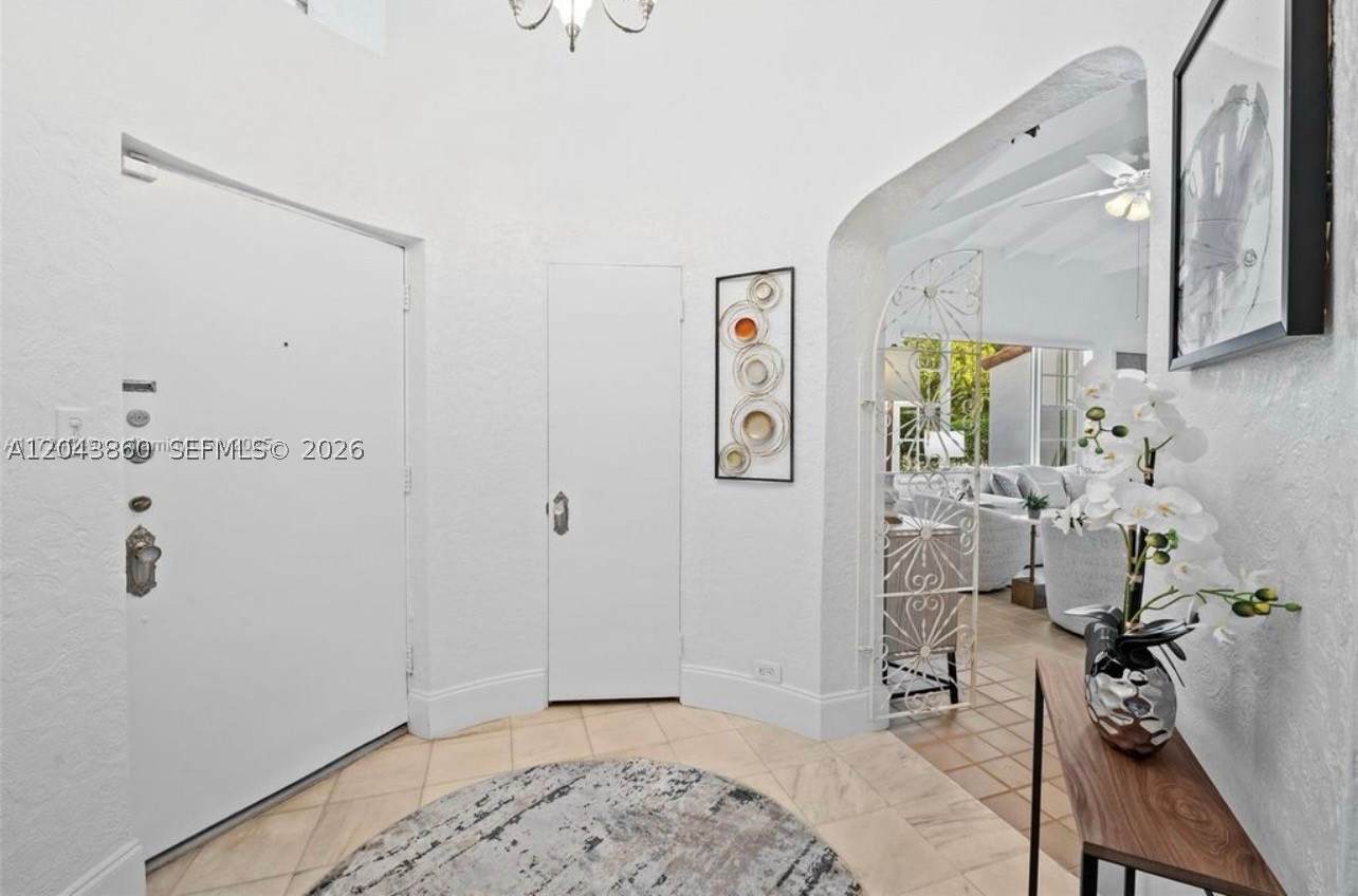 1056 Harrison St Property Photo 3