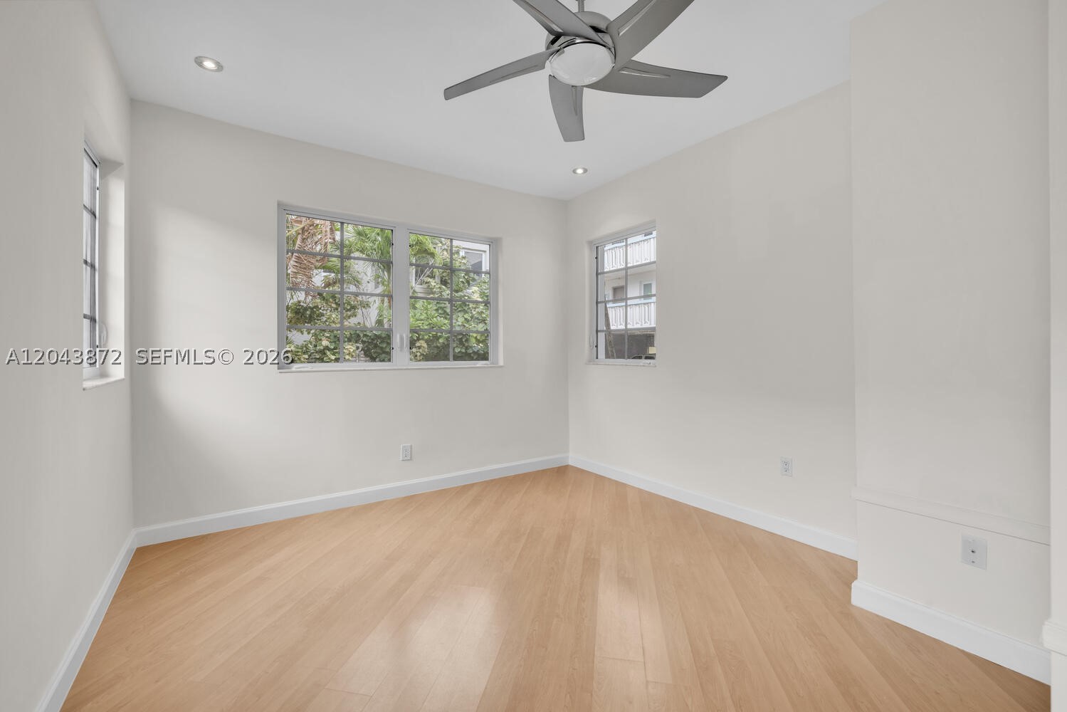 305 Jefferson Ave 2 Property Photo 11