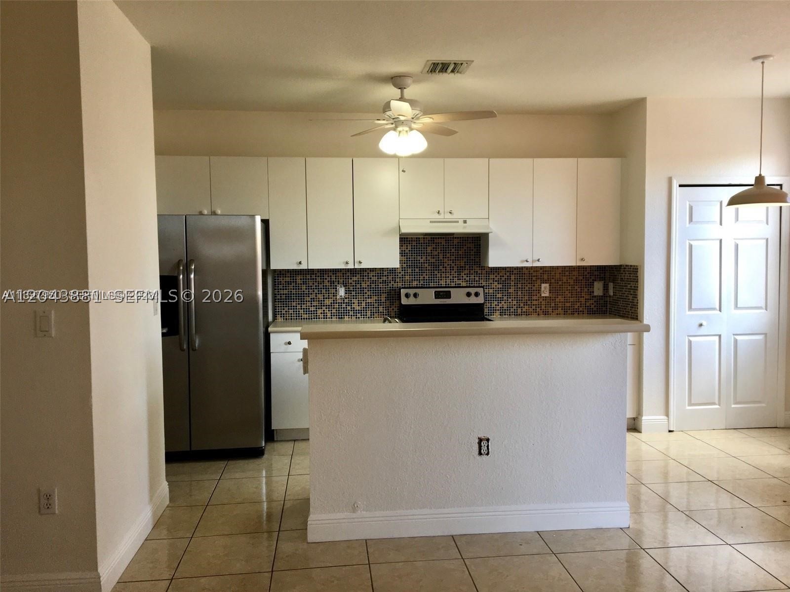 24355 Sw 109th Ct Property Photo 4
