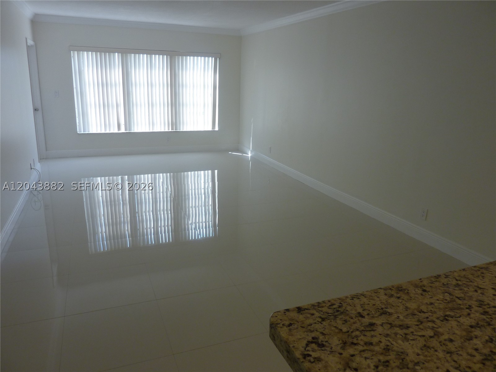 3200 N Palm Aire Dr 305 Property Photo 6