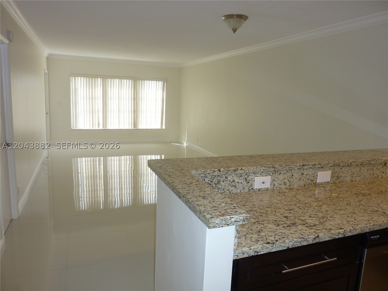 3200 N Palm Aire Dr 305 Property Photo 7