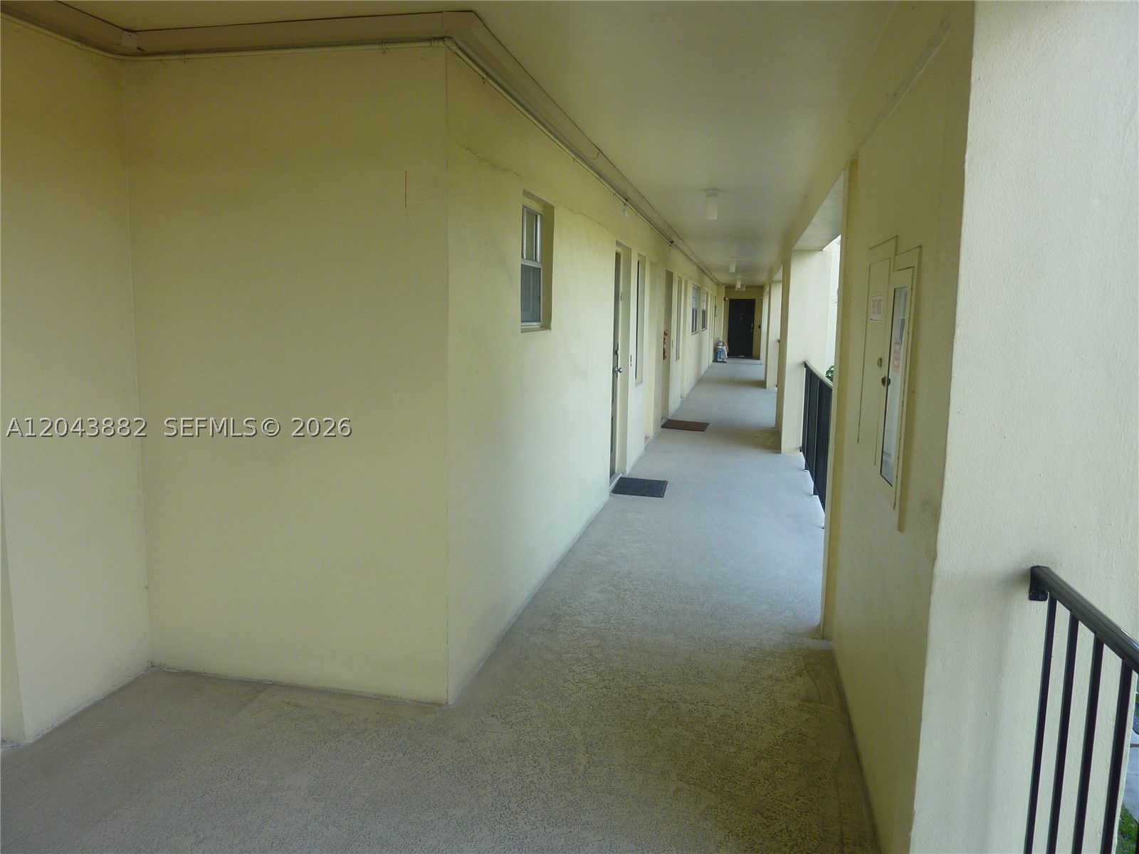3200 N Palm Aire Dr 305 Property Photo 27