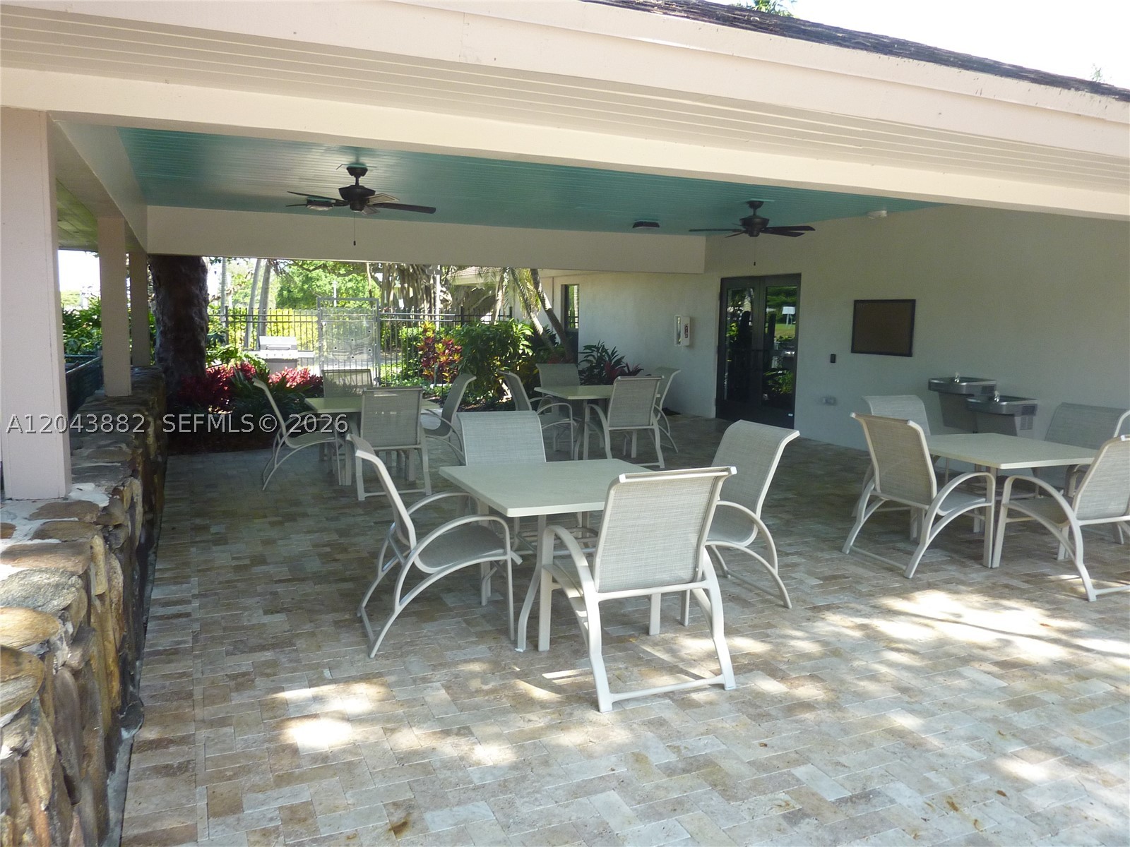 3200 N Palm Aire Dr 305 Property Photo 38
