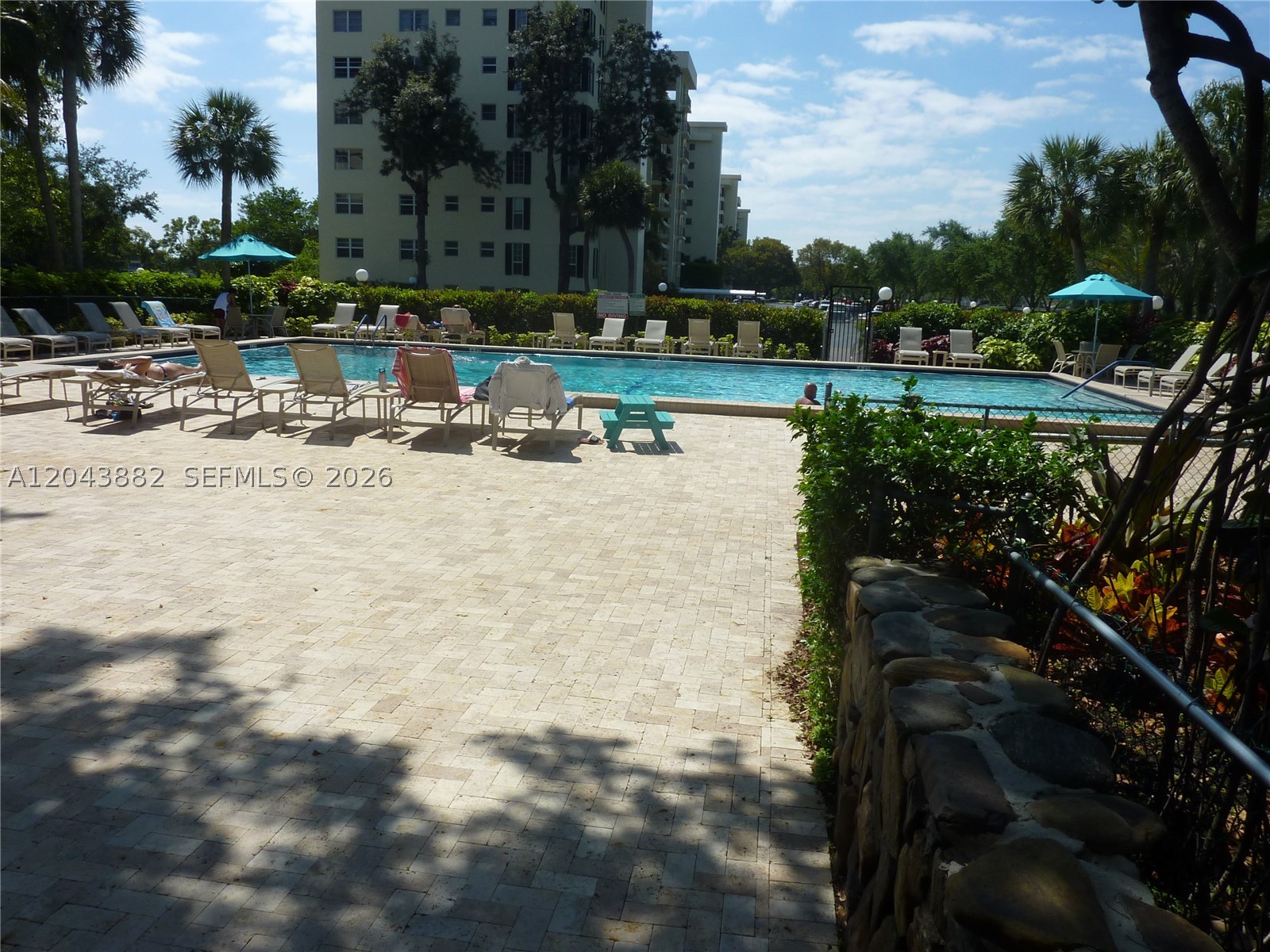 3200 N Palm Aire Dr 305 Property Photo 41