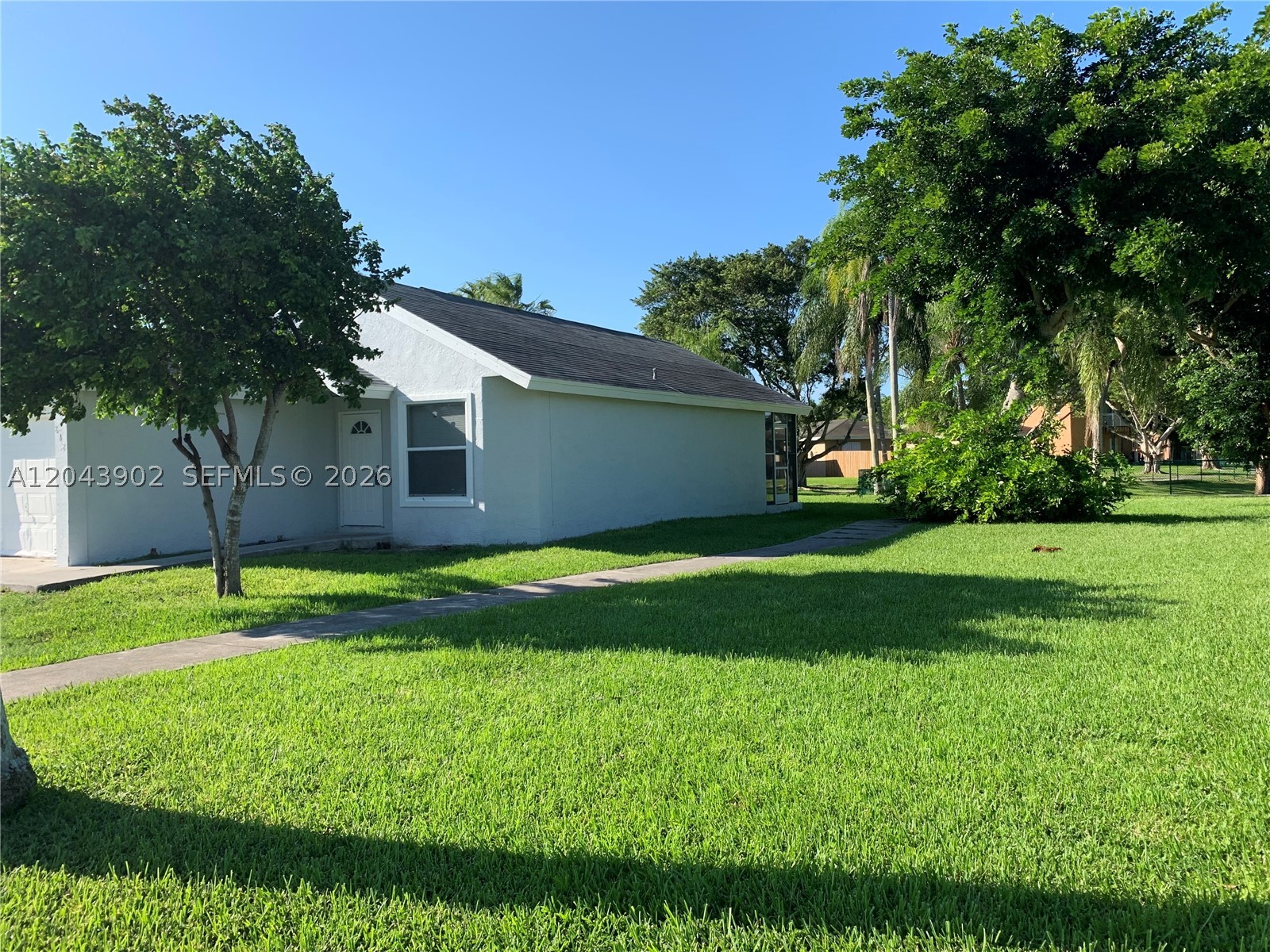848 Sw 10th St N/a Property Photo 3