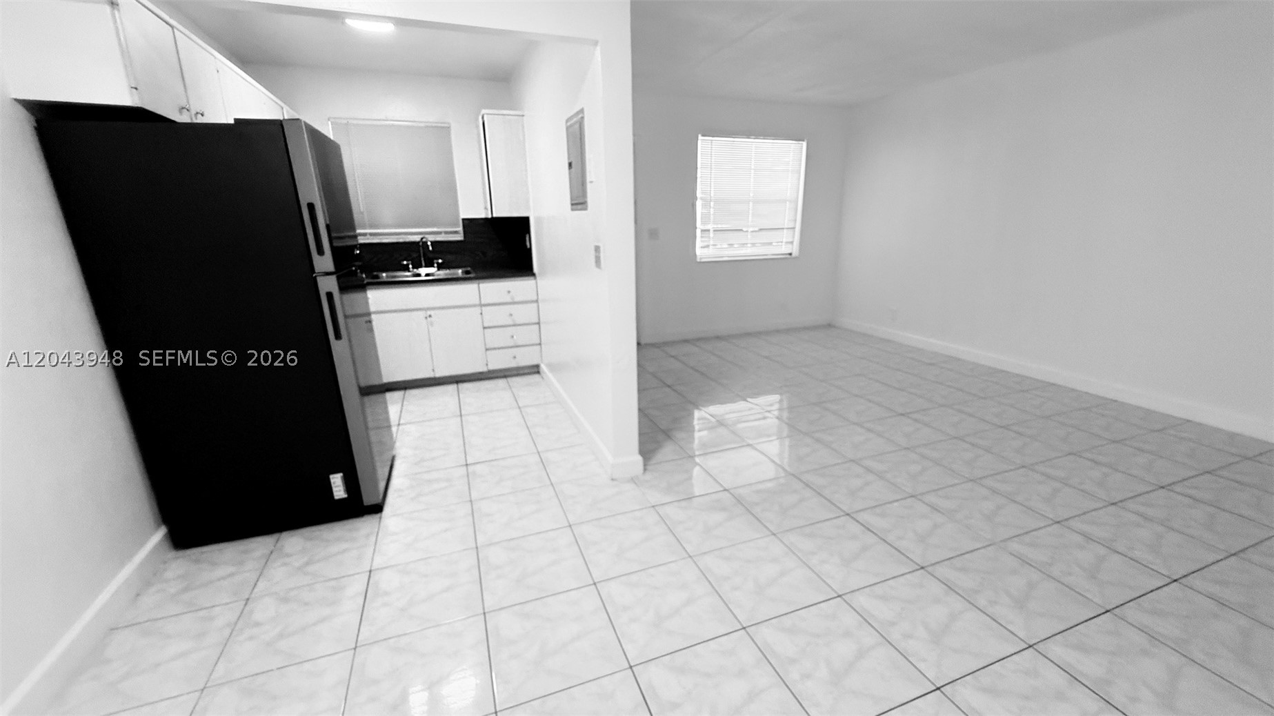 400 Se 9th Ct 9 Property Photo 3