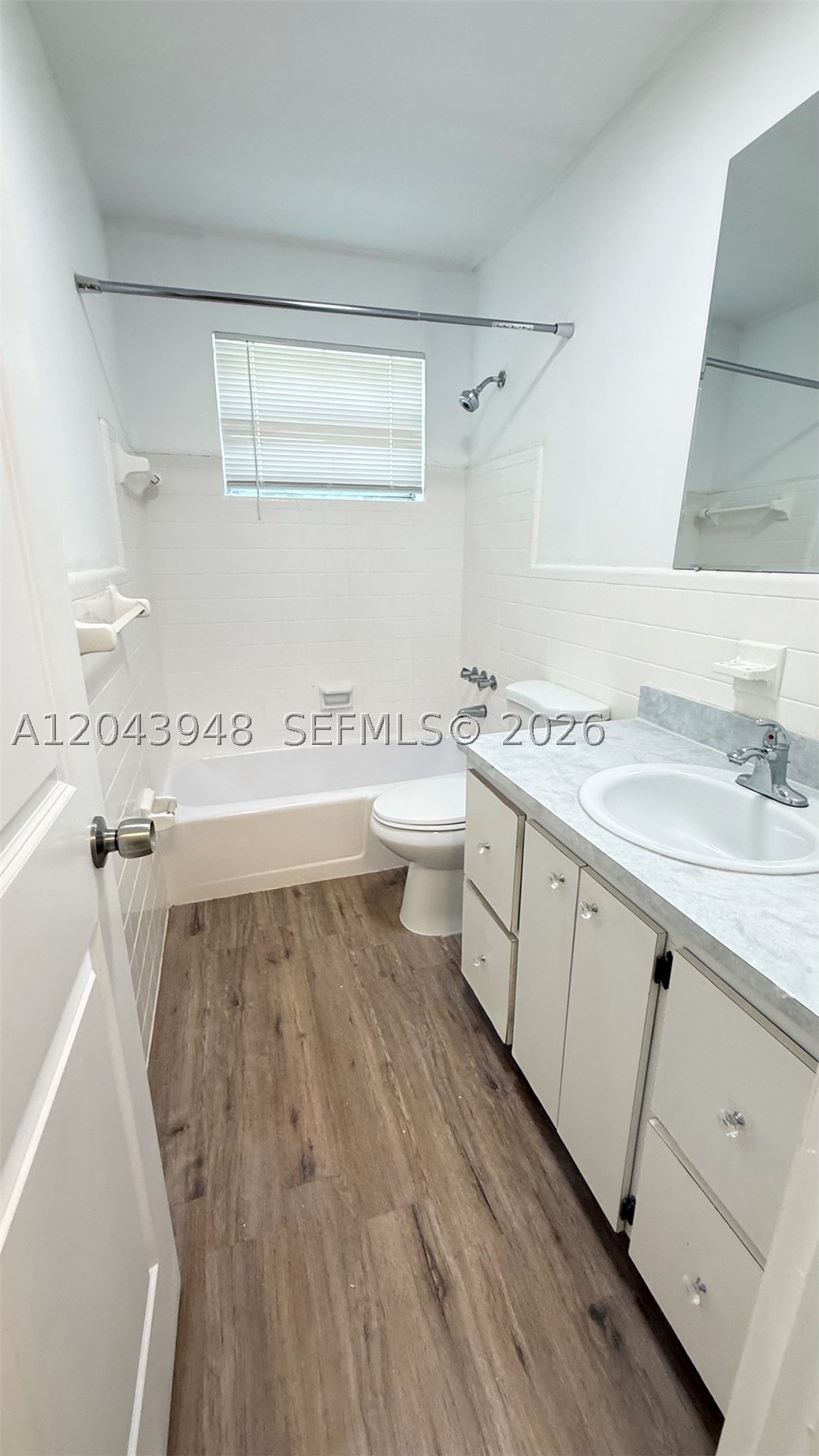 400 Se 9th Ct 9 Property Photo 7