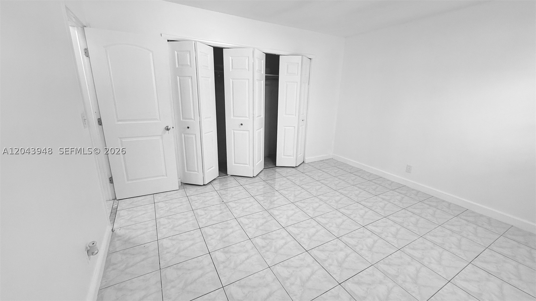400 Se 9th Ct 9 Property Photo 8