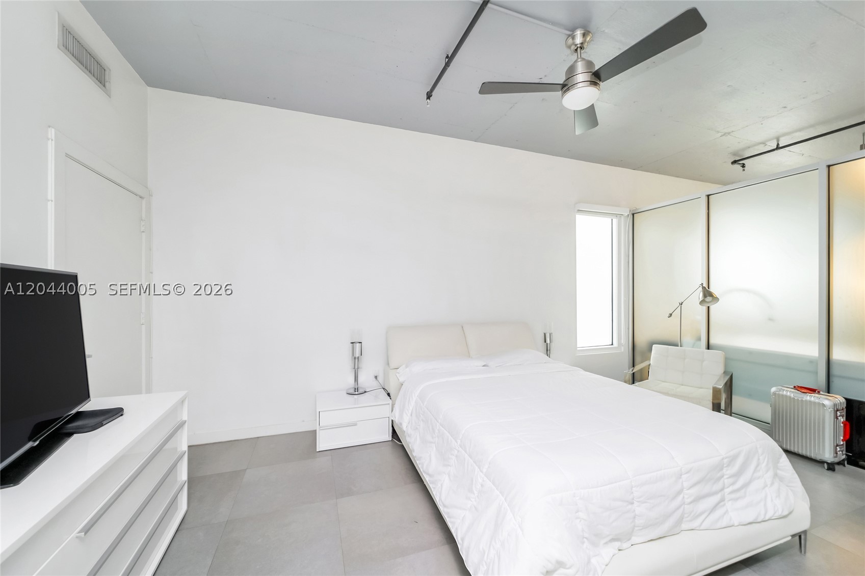 1700 Meridian Ave 310 Property Photo 17