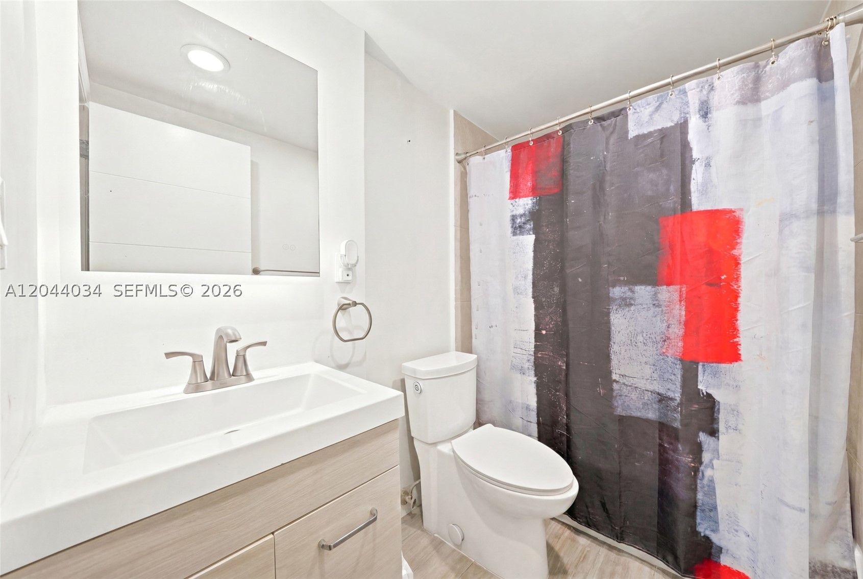 7501 E Treasure Dr 2s Property Photo 23