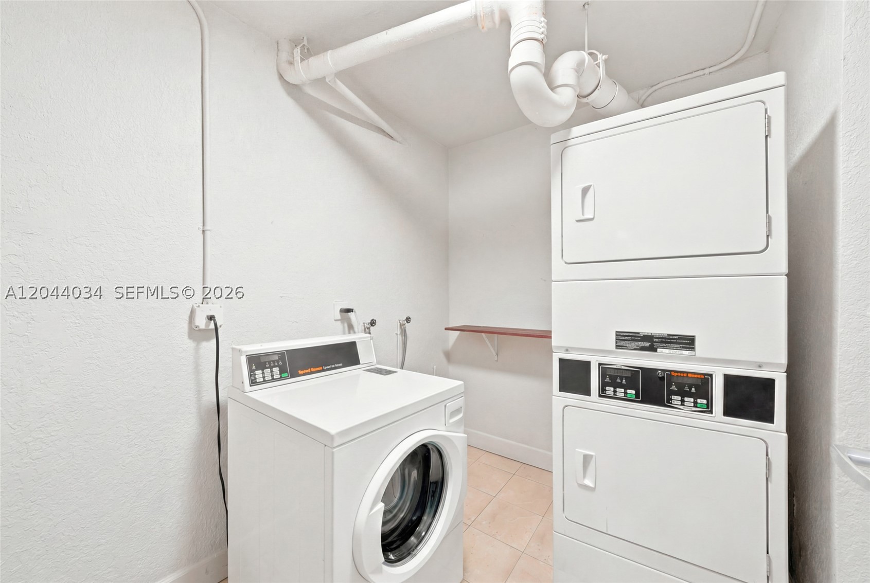 7501 E Treasure Dr 2s Property Photo 29