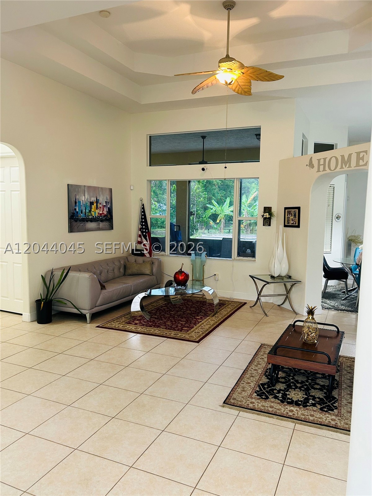 13754 N 48th Ct N Property Photo 4