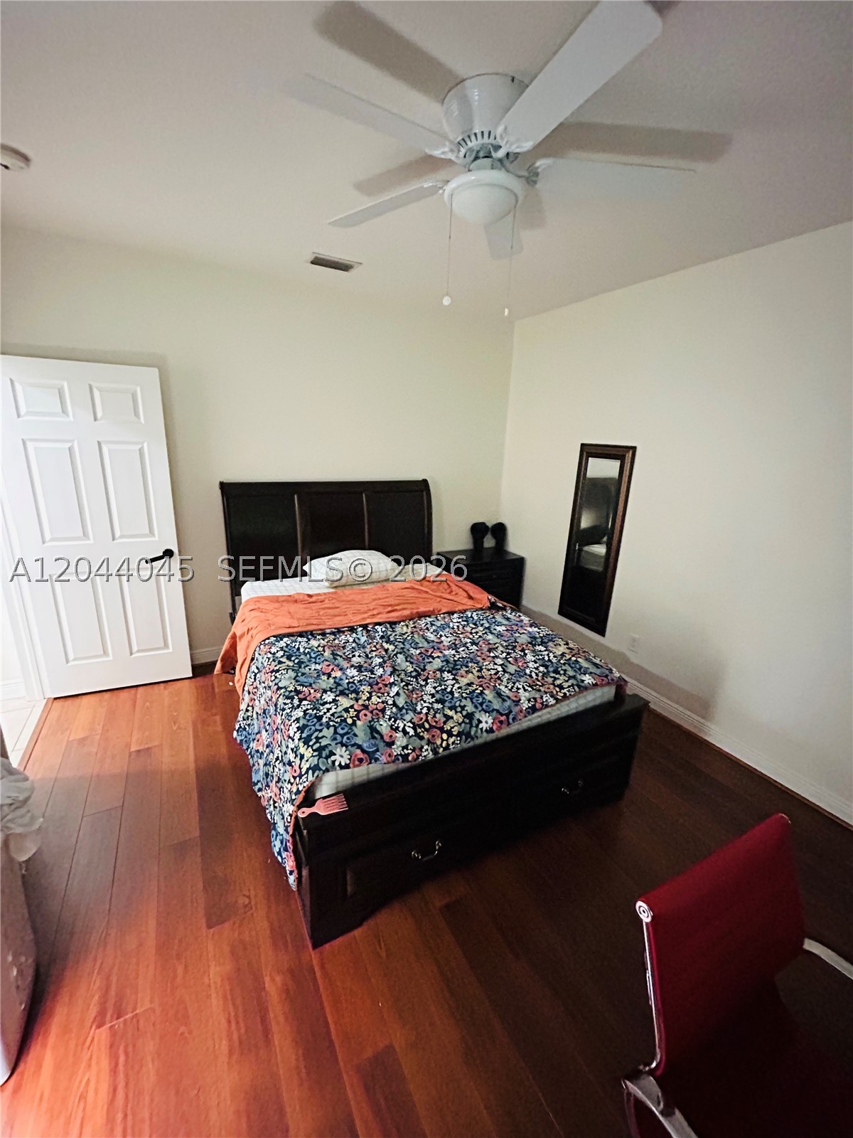 13754 N 48th Ct N Property Photo 13