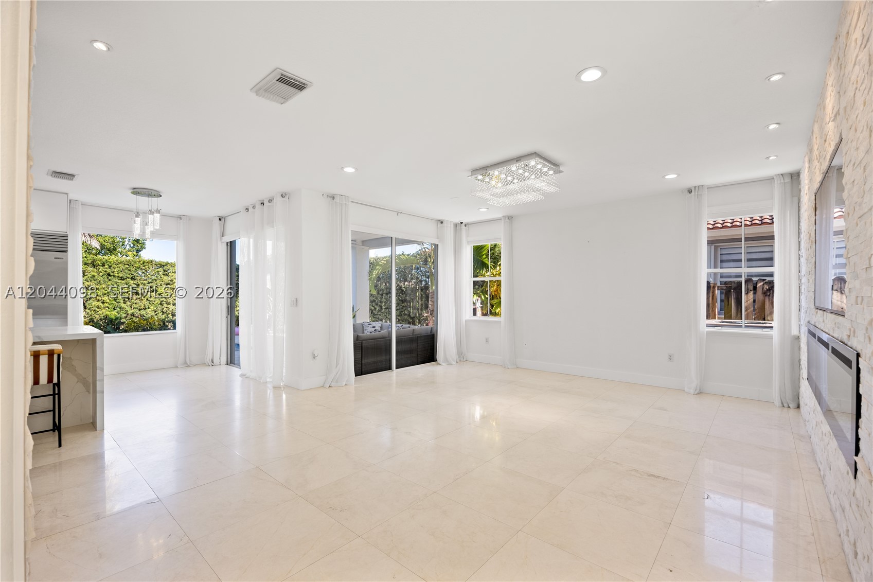 12235 Sw 121st Ter Property Photo 11