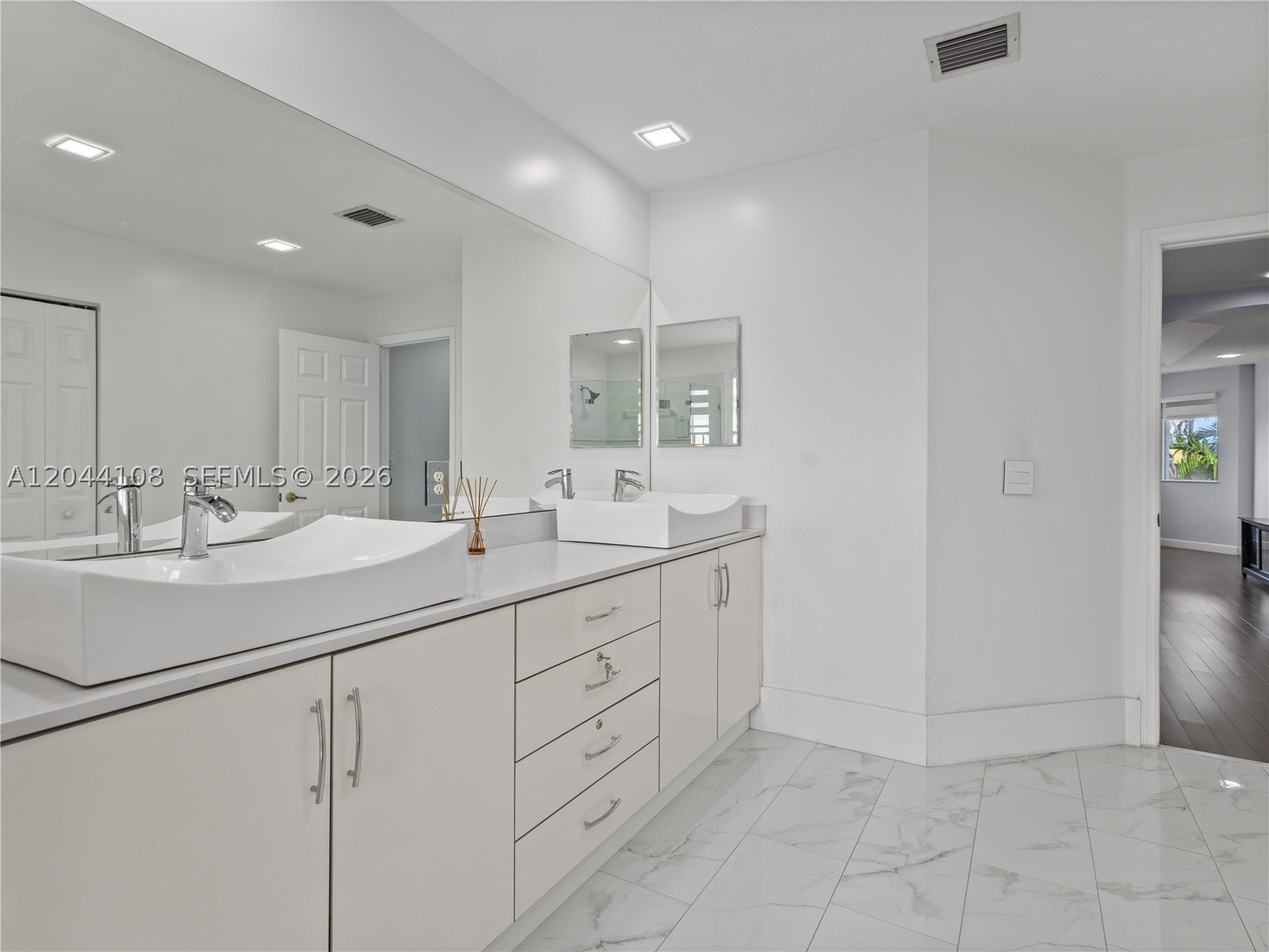 7086 Nw 116th Ct Property Photo 40