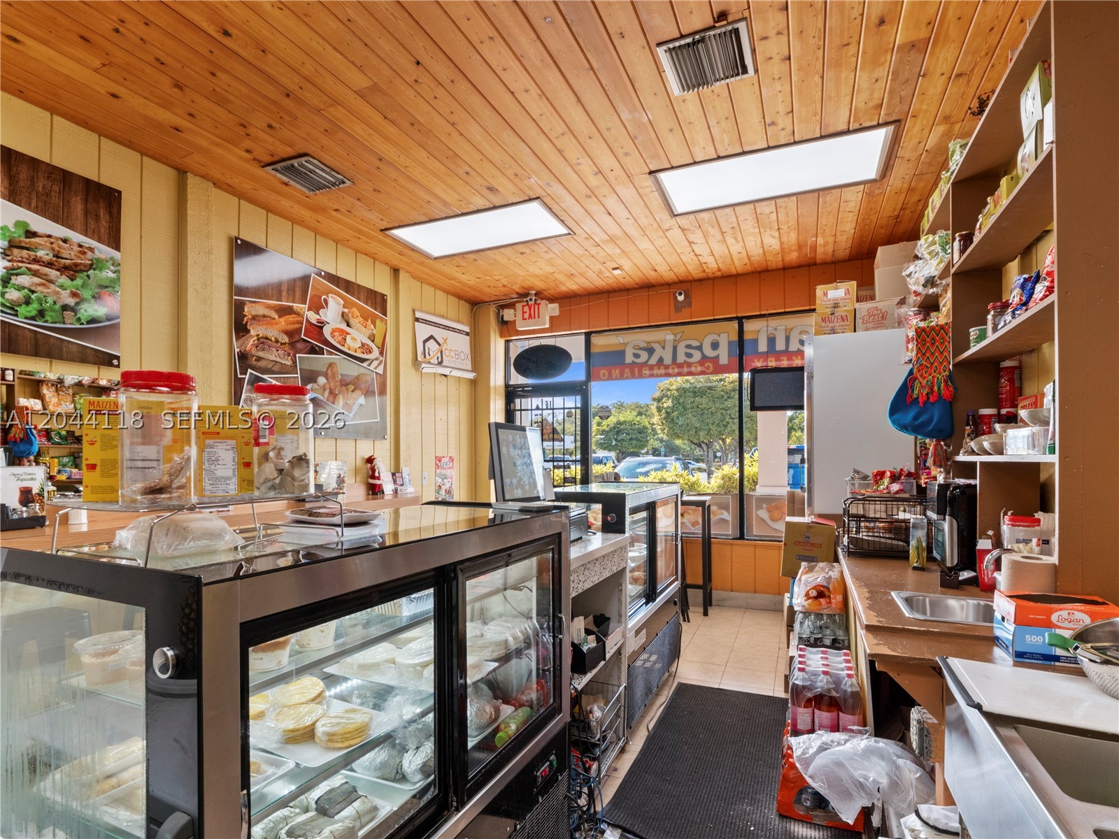 A12044118 Property Photo 27