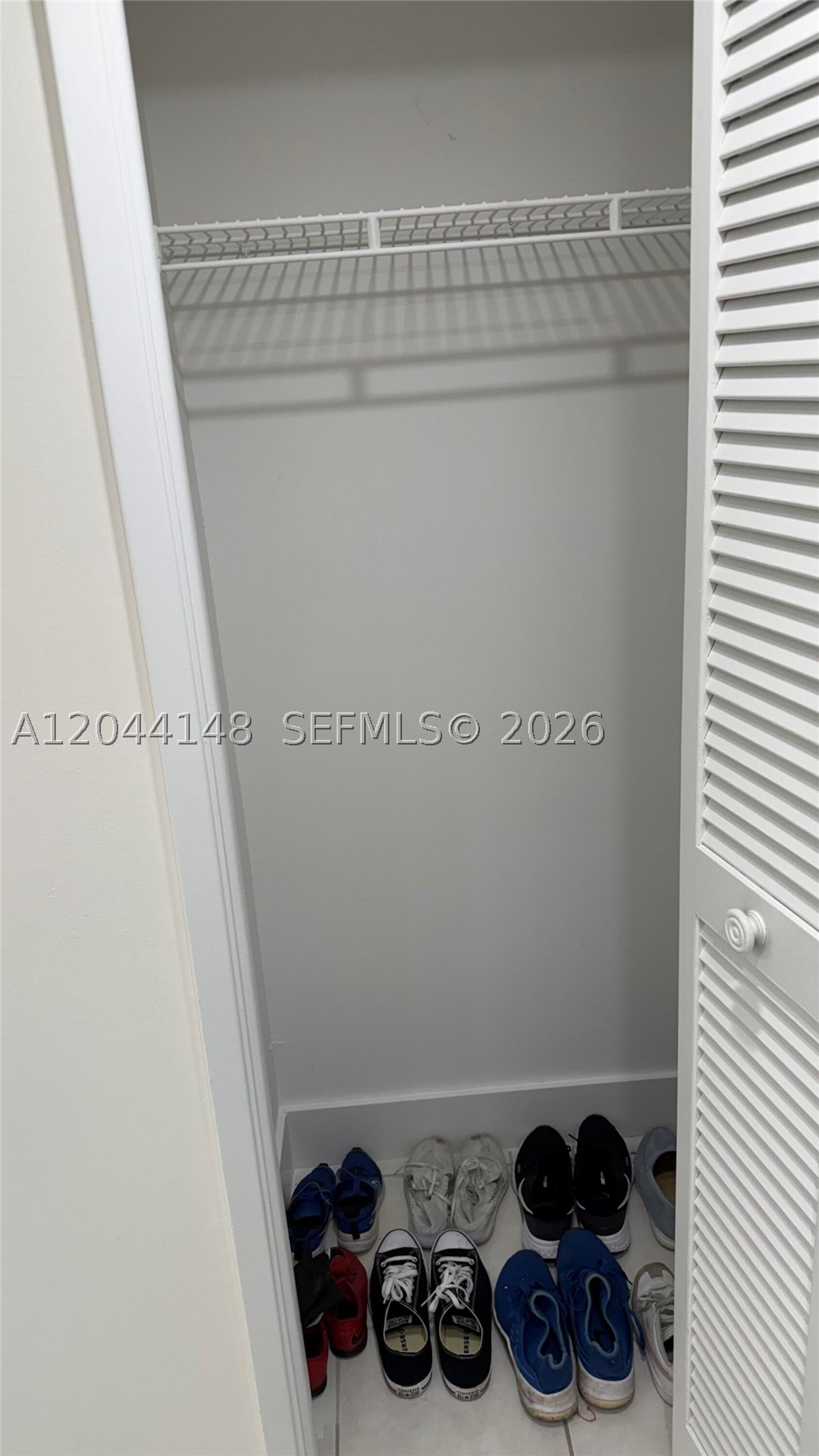 2901 S Palm Aire Dr 408 Property Photo 6