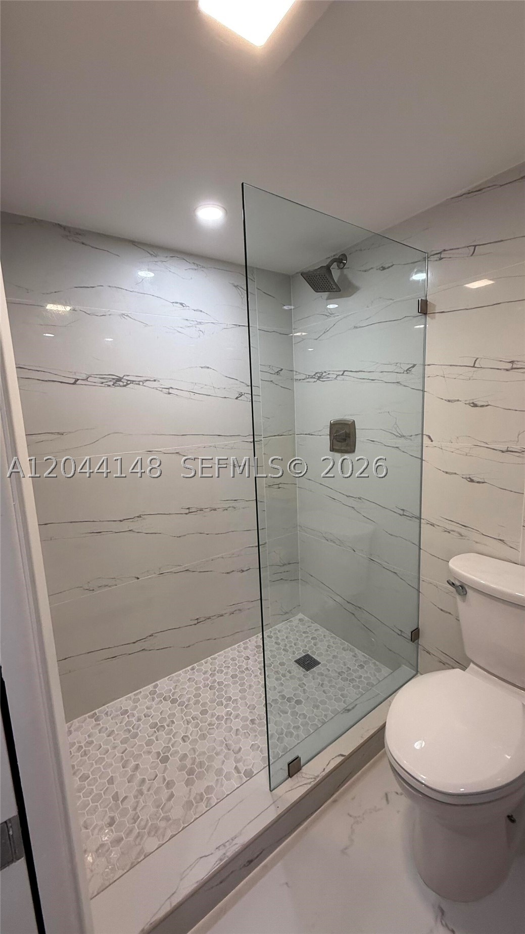 2901 S Palm Aire Dr 408 Property Photo 21