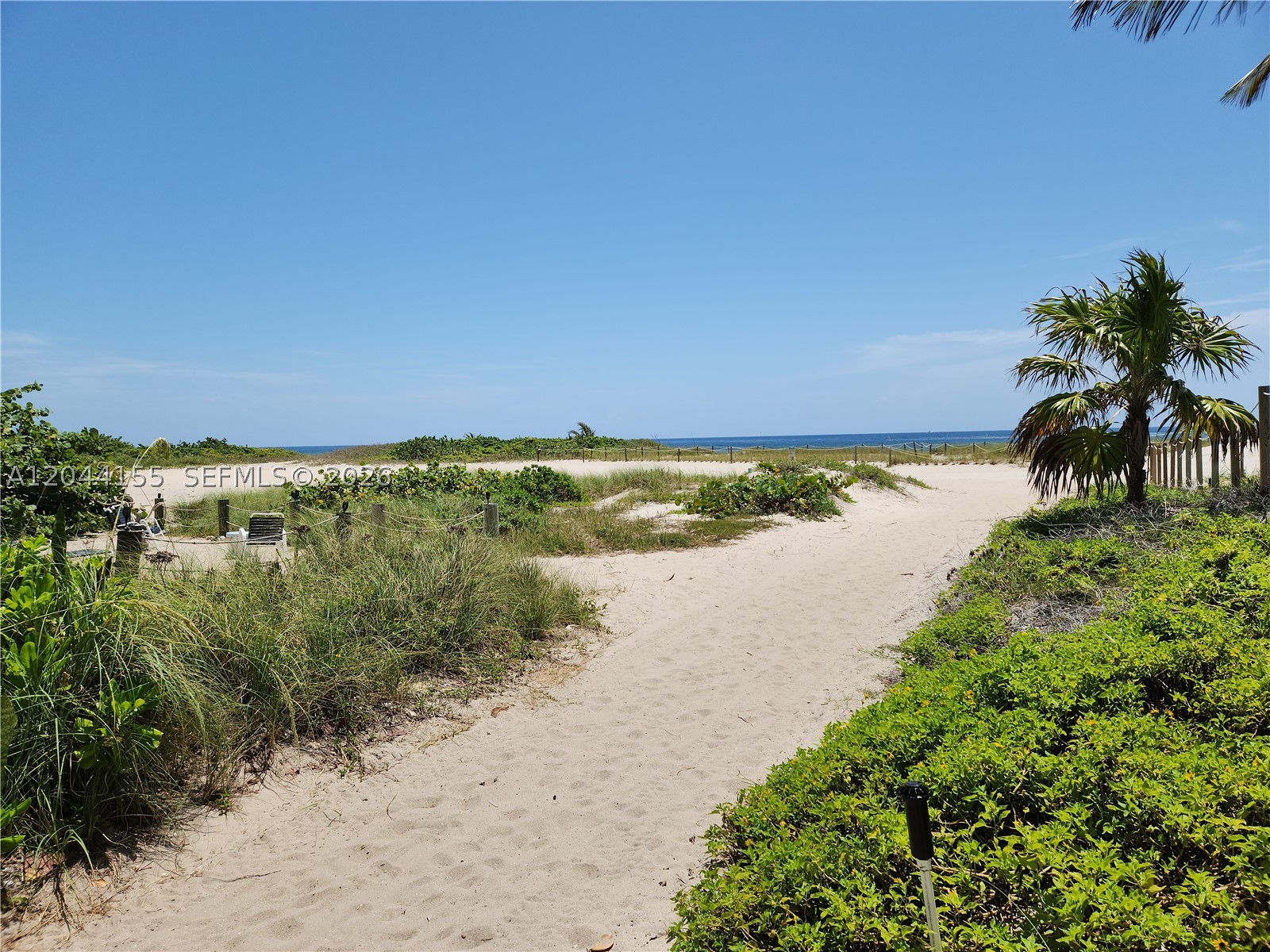 1009 N Ocean Blvd 411 Property Photo 2