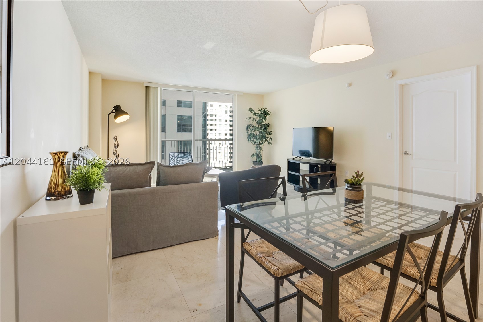 1200 Brickell Bay Dr 2806 Property Photo 6